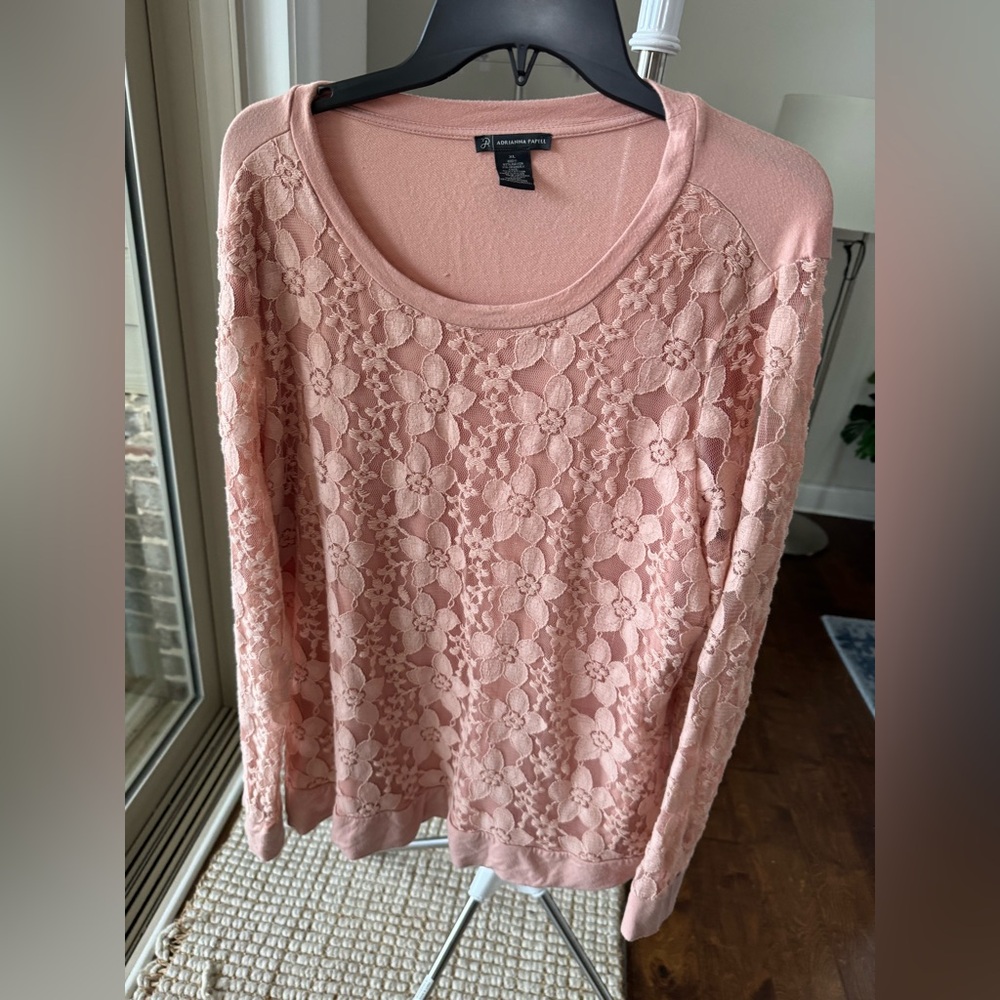 Adrianna Papell women’s lace blouse size Xl